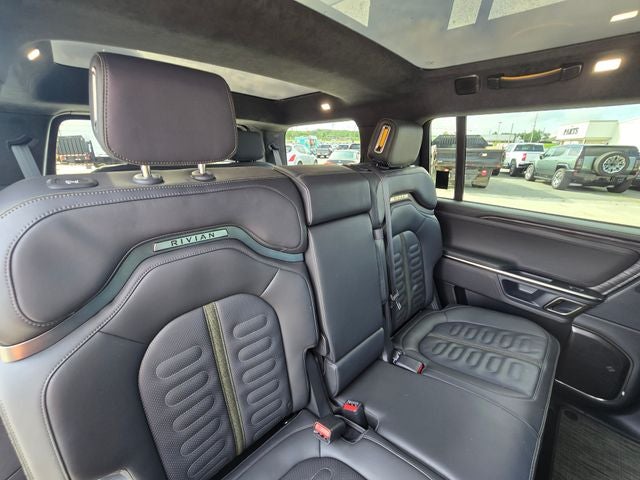 2023 Rivian R1S Adventure