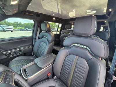 2023 Rivian R1S Adventure