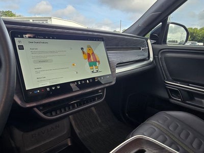 2023 Rivian R1S Adventure