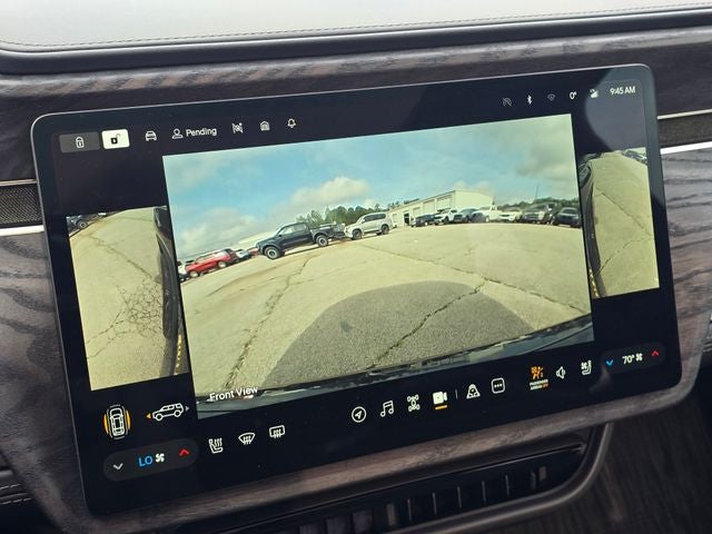 2023 Rivian R1S Adventure