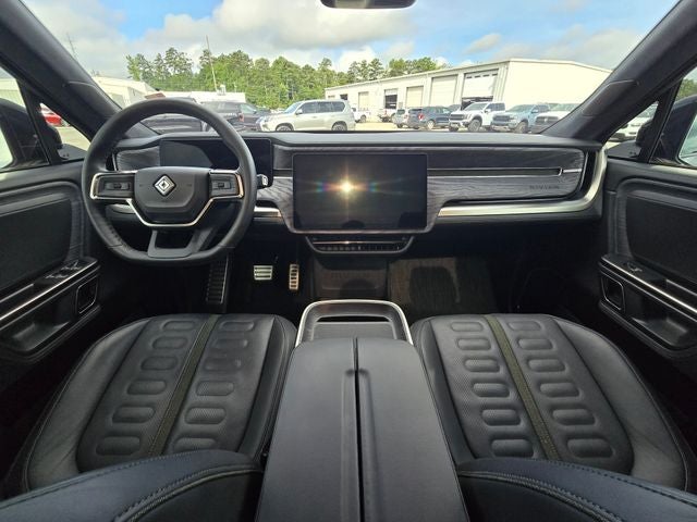 2023 Rivian R1S Adventure