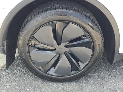 2026 Tesla Model Y Base