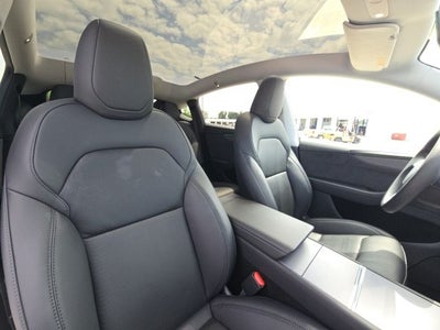 2026 Tesla Model Y Base