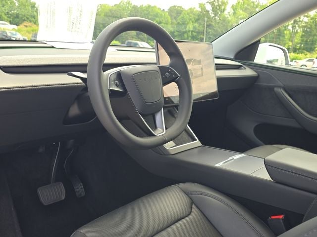 2026 Tesla Model Y Base