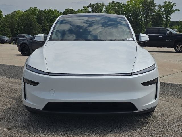 2026 Tesla Model Y Base
