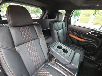 2023 Mitsubishi Outlander SEL