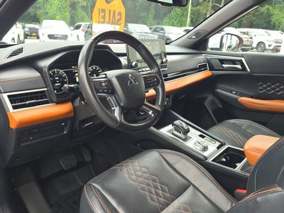 2023 Mitsubishi Outlander SEL