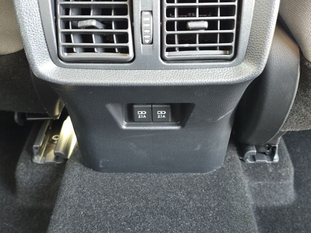 2022 Toyota Venza Base