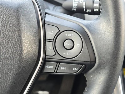 2022 Toyota Venza Base