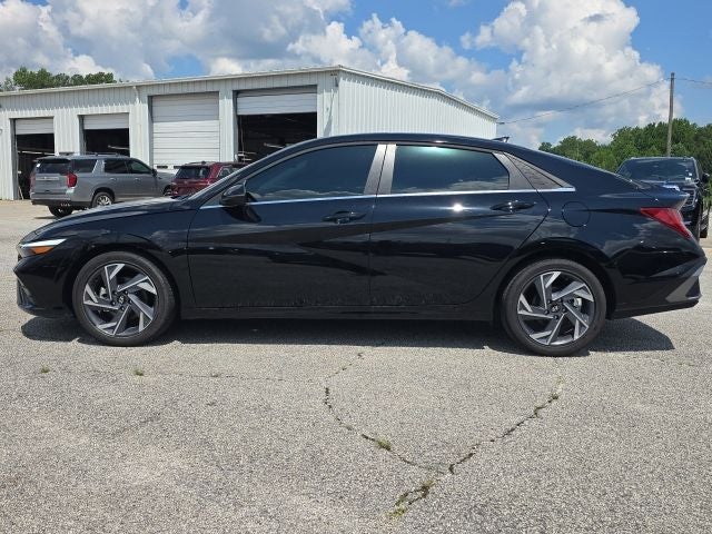 2025 Hyundai Elantra Limited