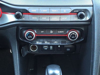 2020 Hyundai Veloster Turbo