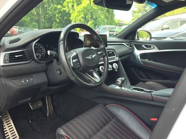 2023 Genesis G70 2.0T