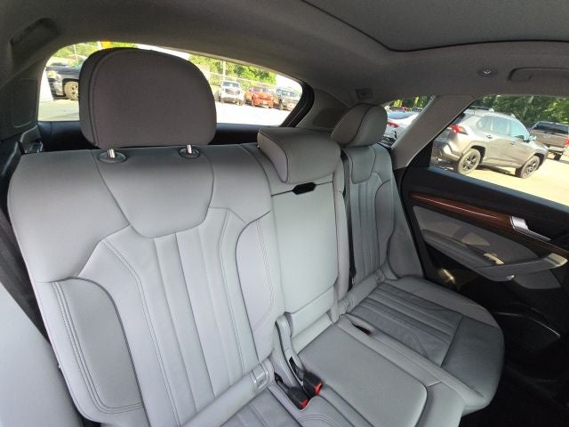 2022 Audi Q5 e S Line