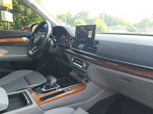 2022 Audi Q5 e S Line