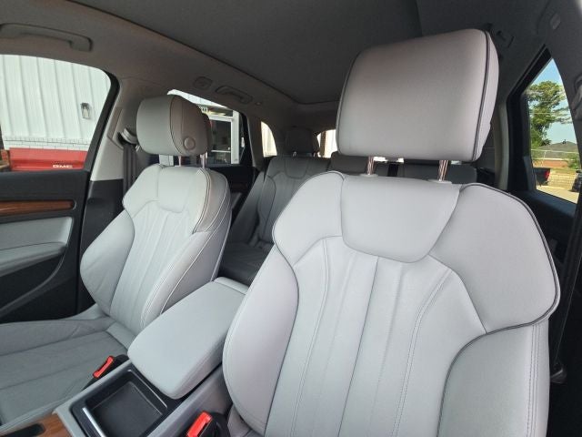 2022 Audi Q5 e S Line