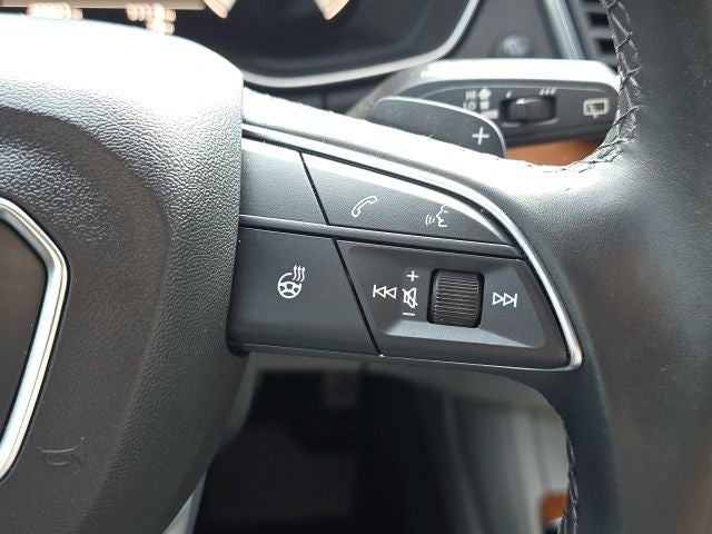 2022 Audi Q5 e S Line