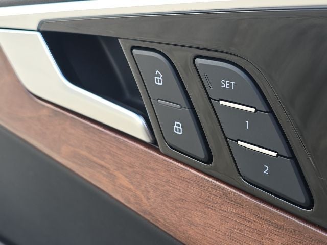 2022 Audi A4 40 Premium Plus quattro