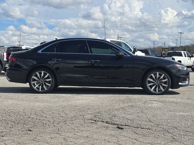 2022 Audi A4 40 Premium Plus quattro