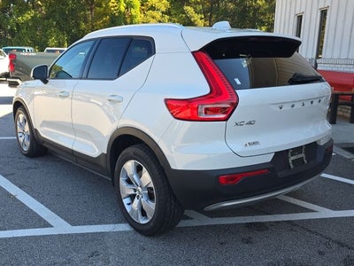 2020 Volvo XC40 Momentum