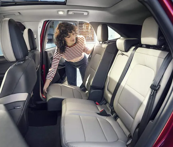 Stylish Inside and Out: The Escape Hybrid is a Fun Ride