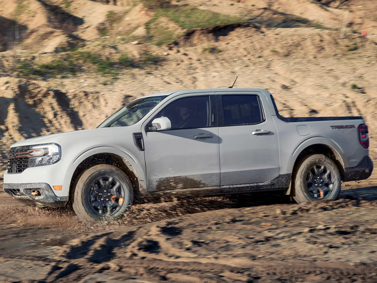 Stylish Inside and Out: The Escape Hybrid is a Fun Ride